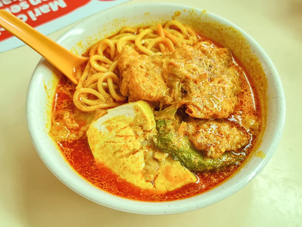 Kar Sou Hakka Yong Tau Fu Curry with noodle