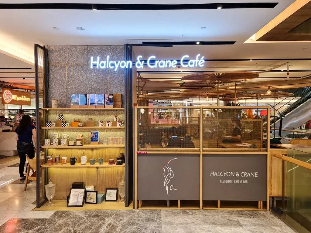 Halcyon and Crane Cafe